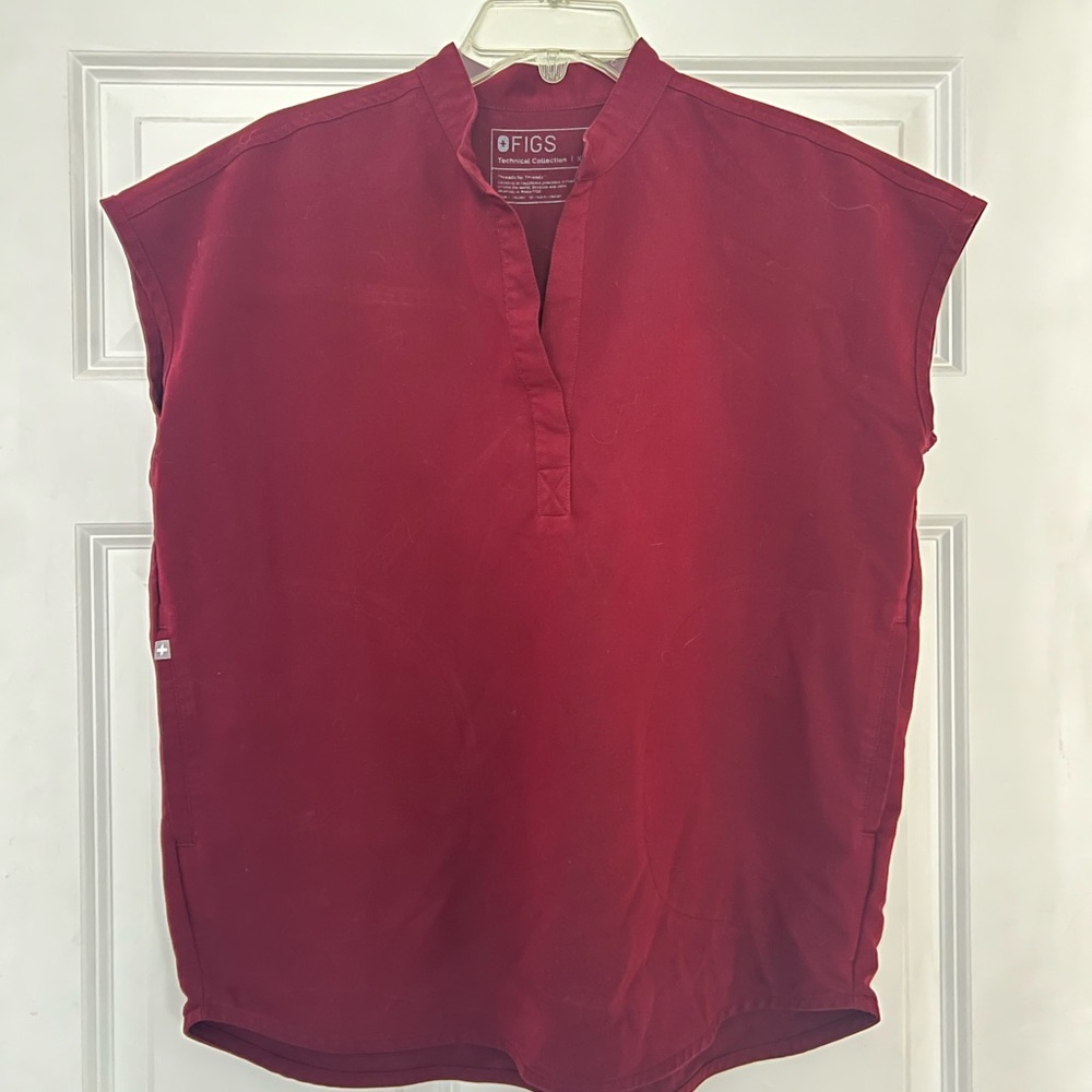 FIGS XS Rafaela in Burgundy